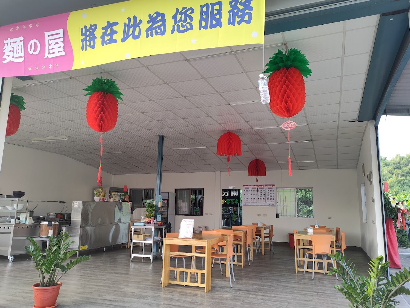 來伊ㄚ麵の屋深度評測，高雄燕巢平價麵店與鍋燒麵便當實吃觀察