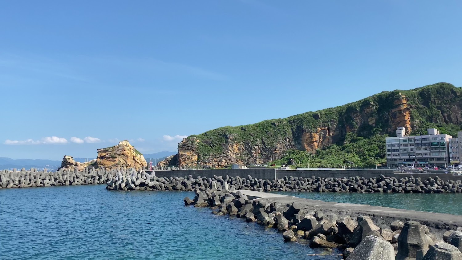 萬里景點懶人包：北海岸必去 8 大景點，一次收進海景步道、地質奇岩、溫泉與親子行程