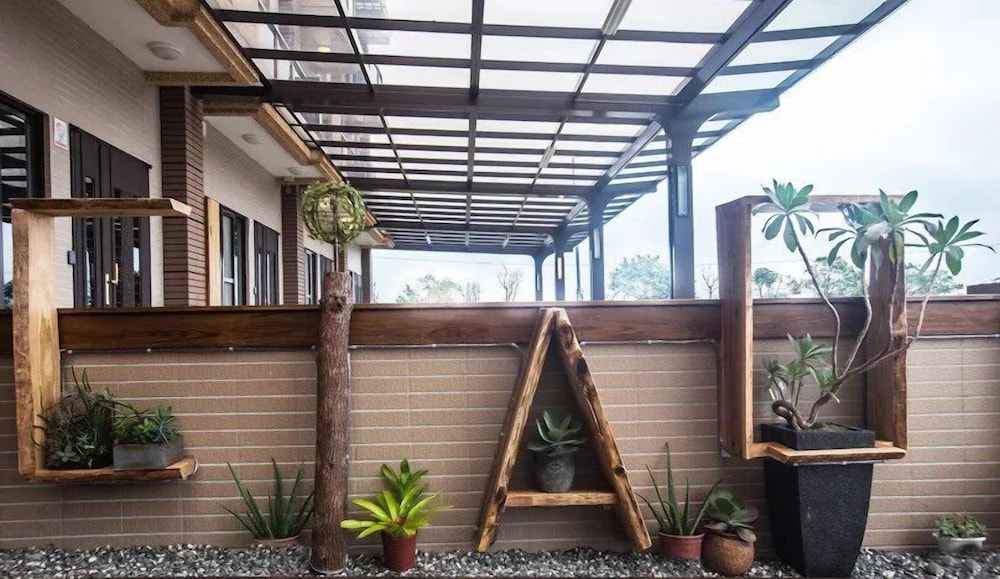 CIAOHOME 喬民宿戶外露台植栽造景