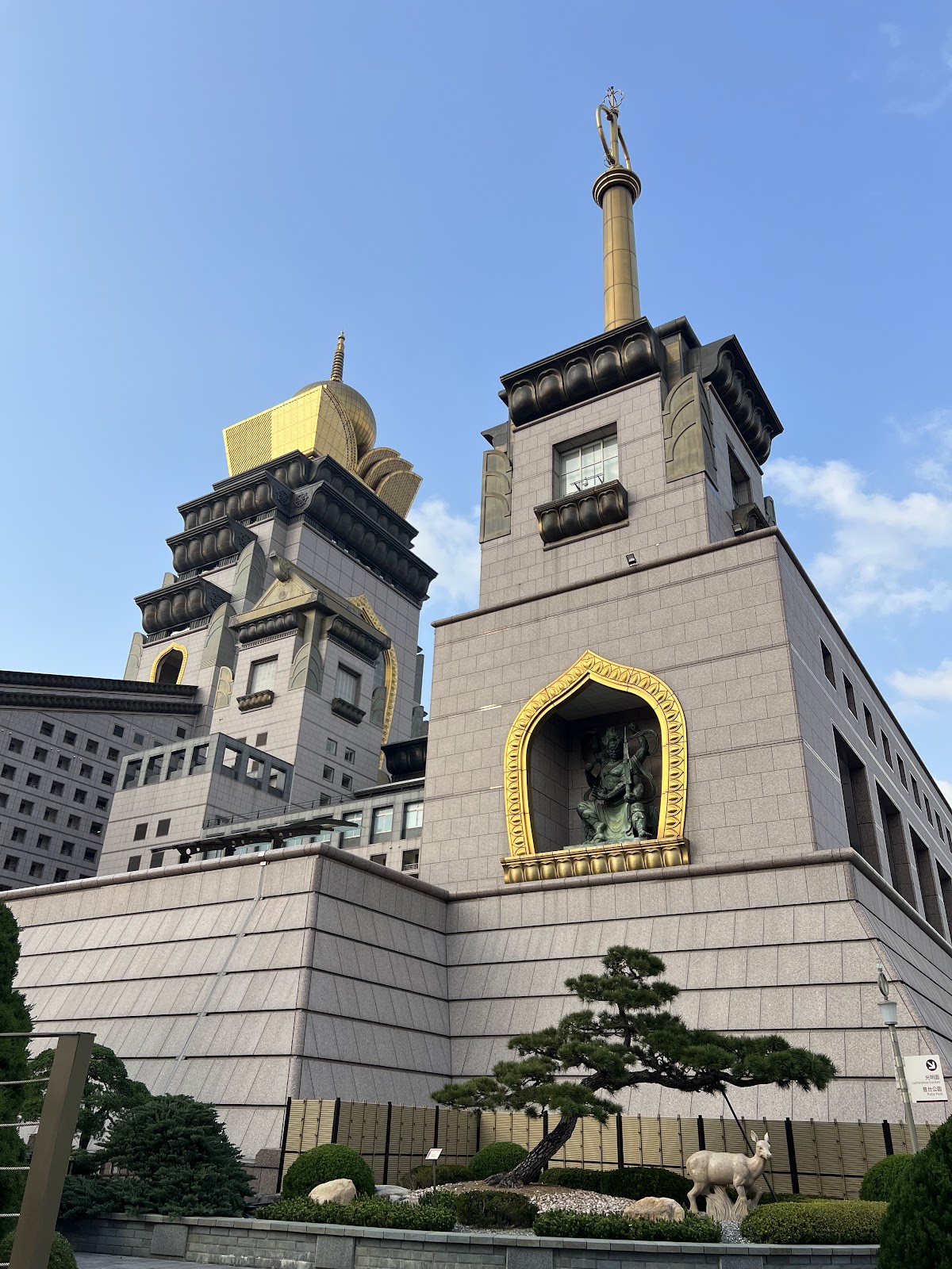 中台禪寺宏偉外觀，南投埔里最壯觀的佛教聖地