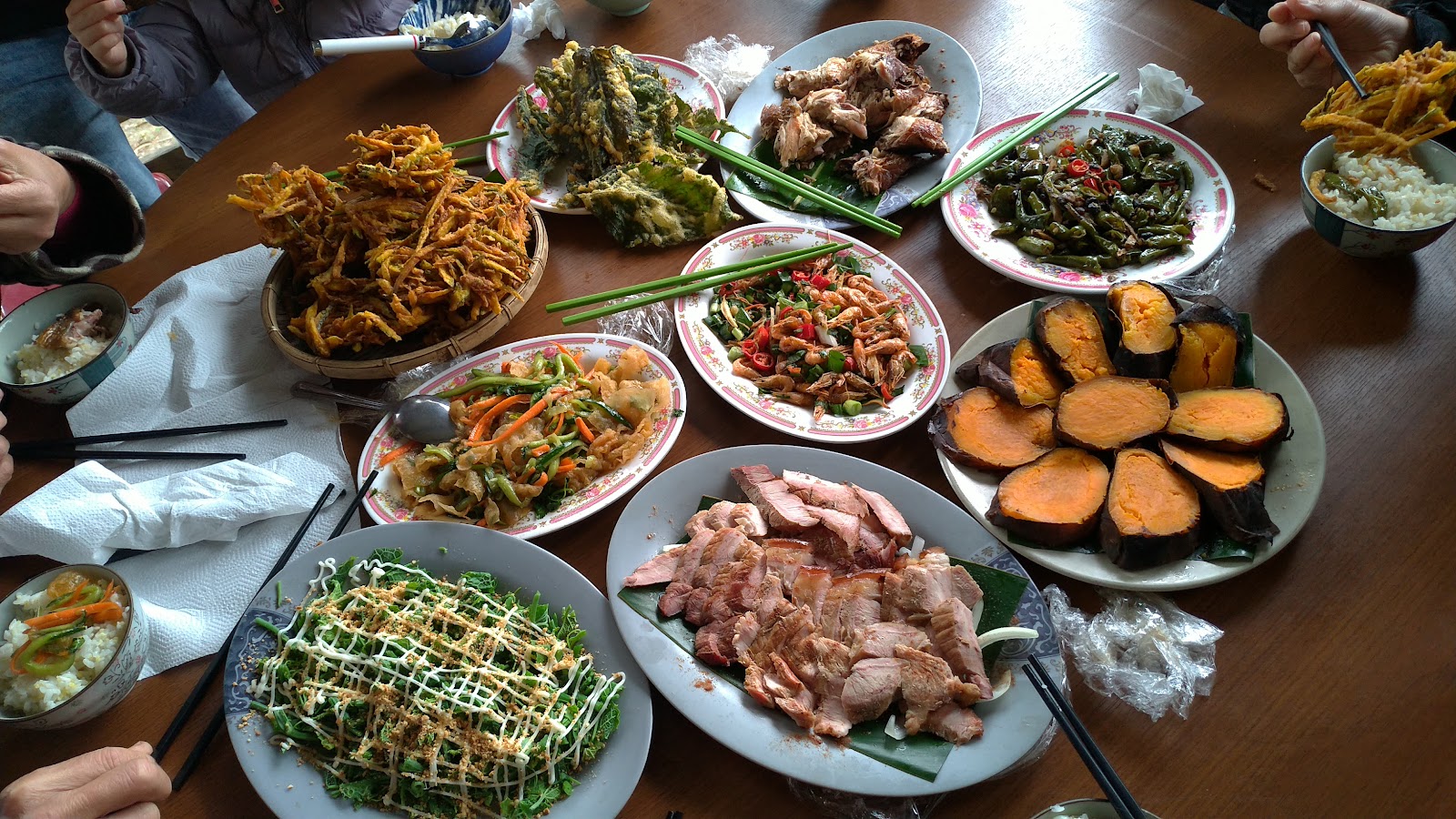 台東延平鄉布農族原住民山豬肉地瓜部落料理