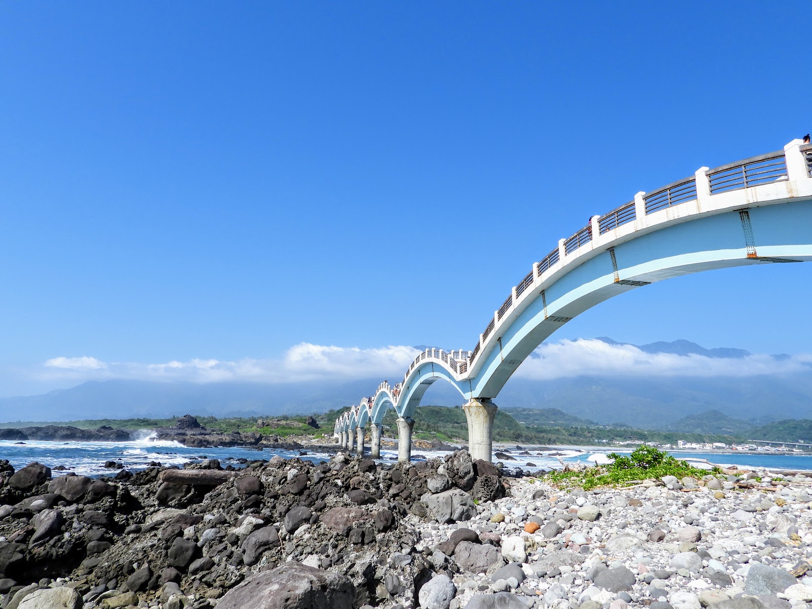 三仙台八拱跨海步橋 台東