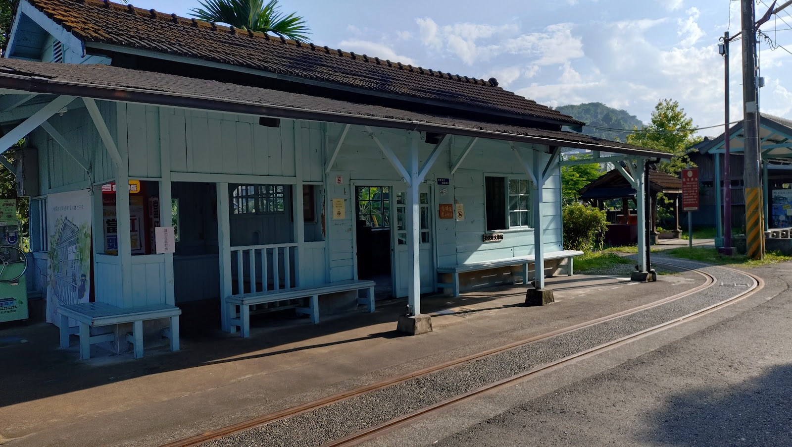天送埤車站月台走廊，日治木造建築細節