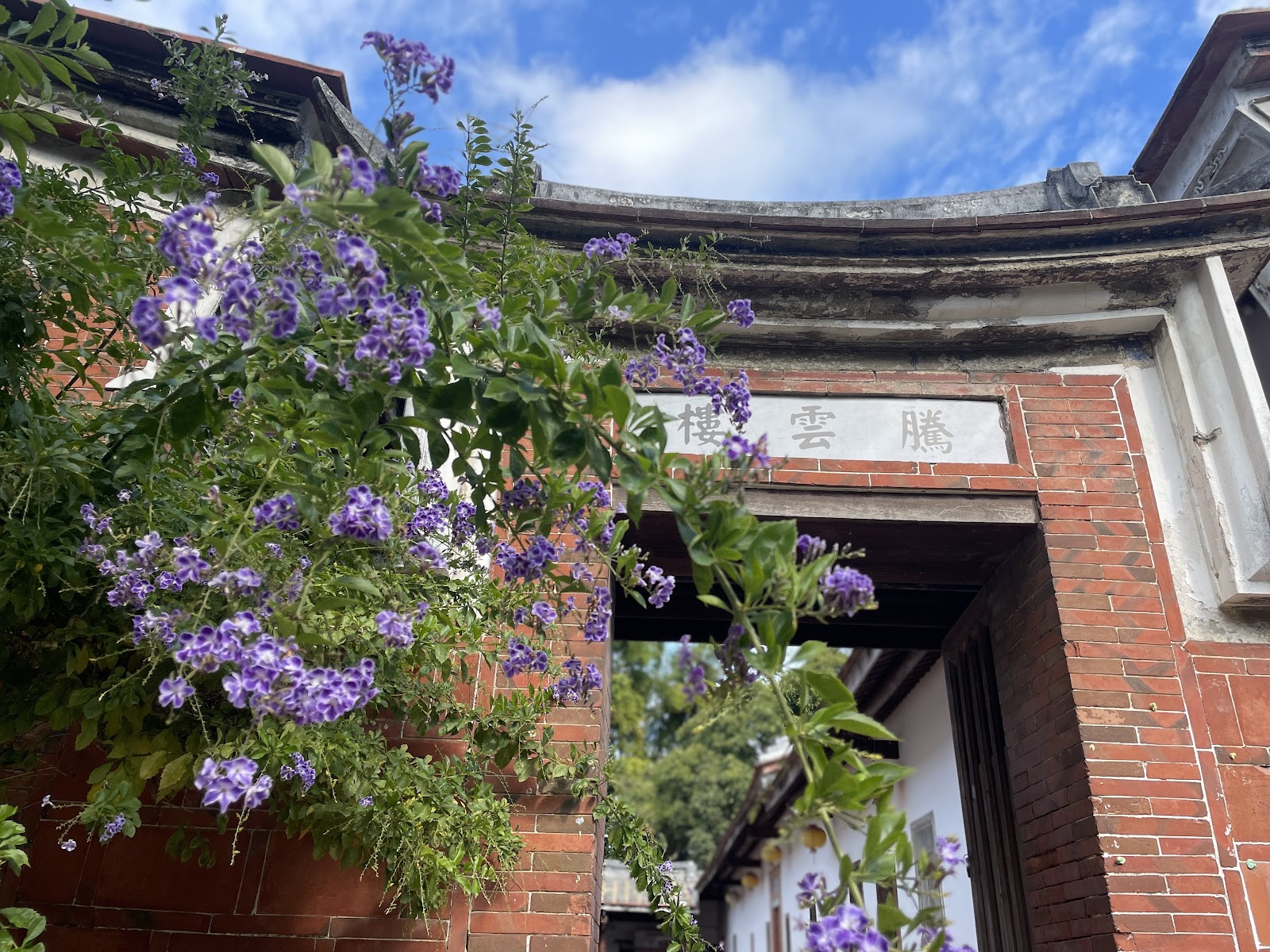 摘星山莊建築細節,清代木雕石雕工藝精緻