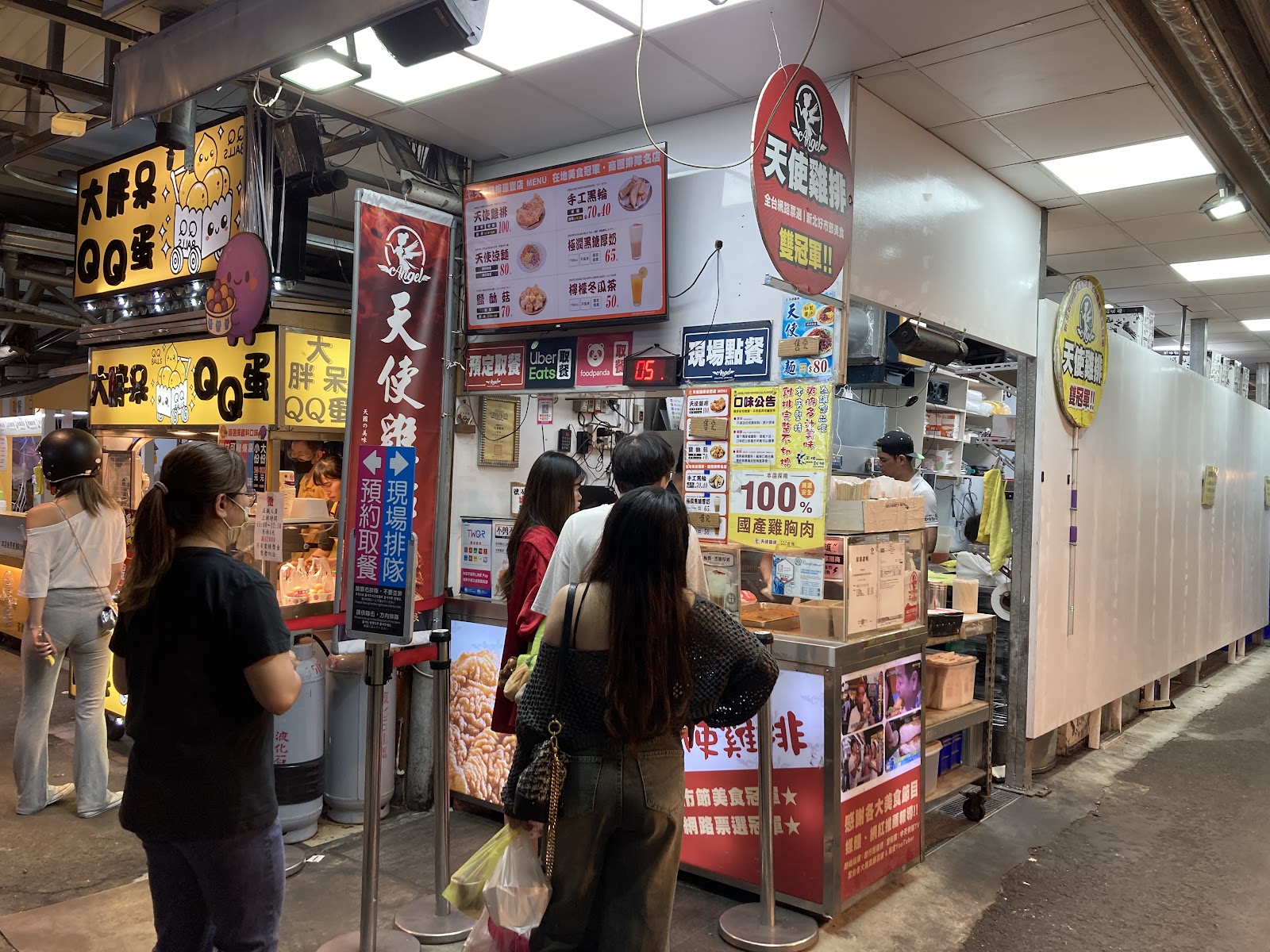 天使雞排排隊人潮現場100%國產雞胸肉告示大胖呆QQ蛋