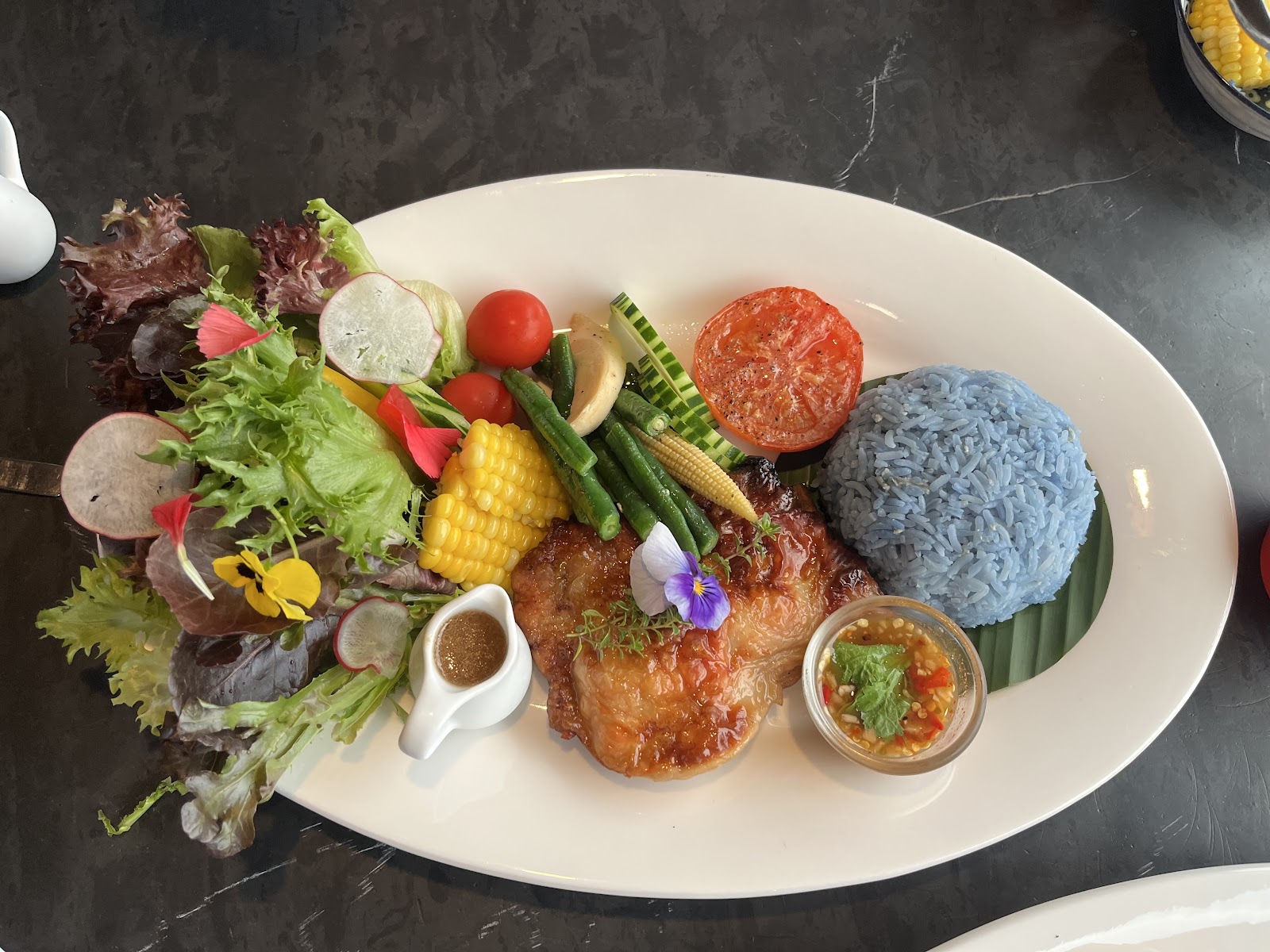 居高風味餐廳 藍色小米飯套餐 排灣族料理 可食用花