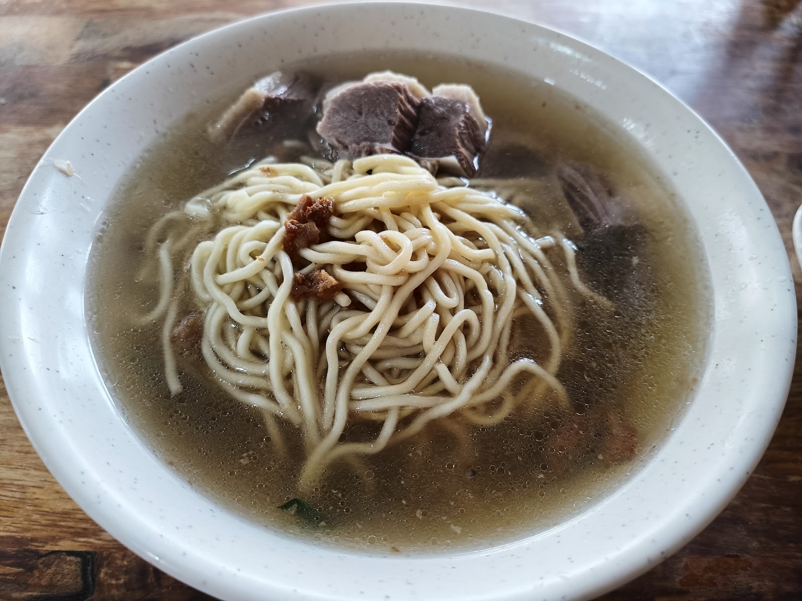 阿琴鵝肉攤招牌鵝肉麵一碗80元