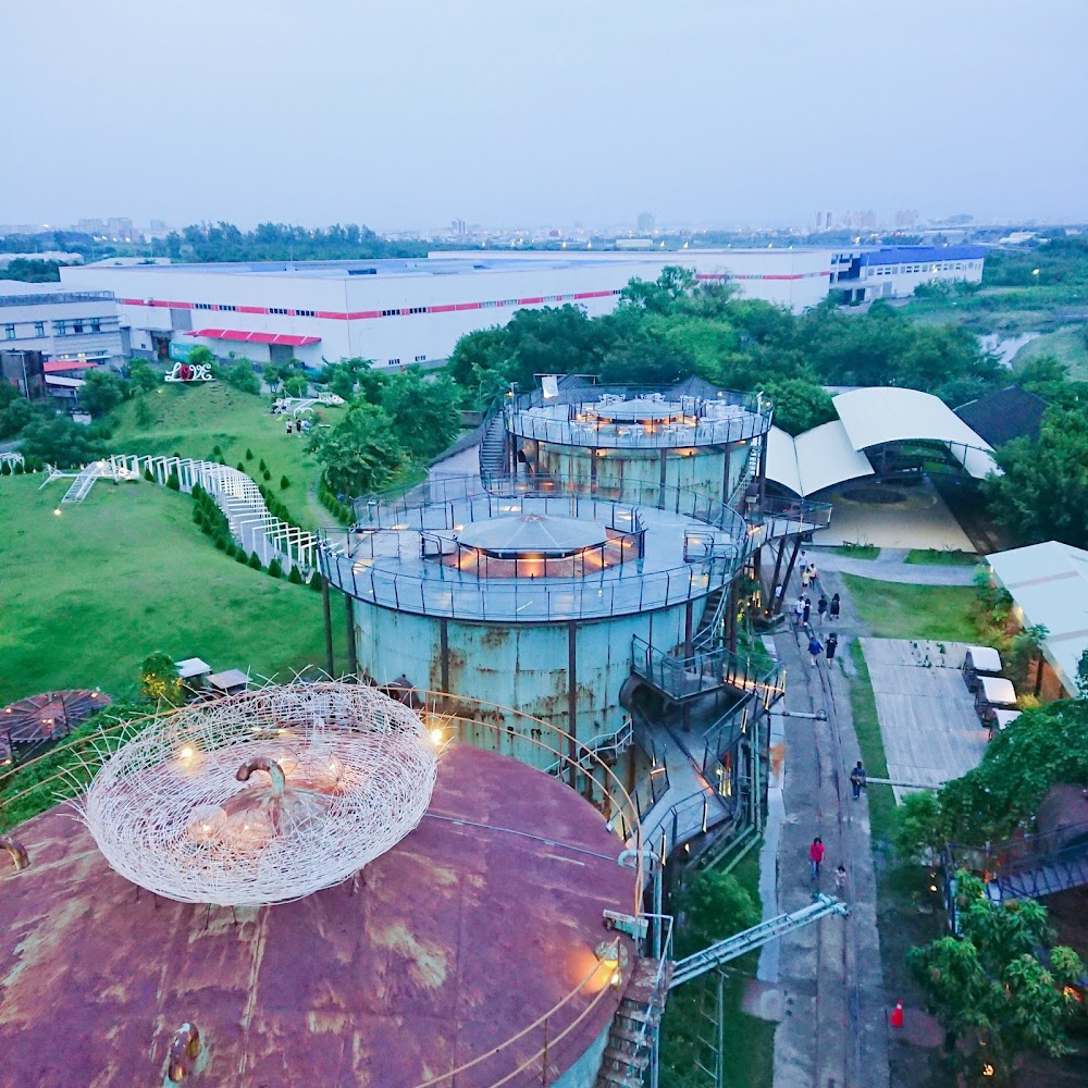十鼓文創園區圓形儲槽建築與戶外藝術裝置