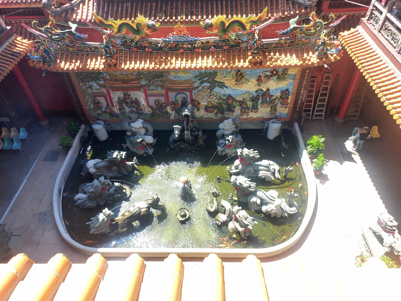 苑裡慈和宮廟內景象,清代古文物保存完善
