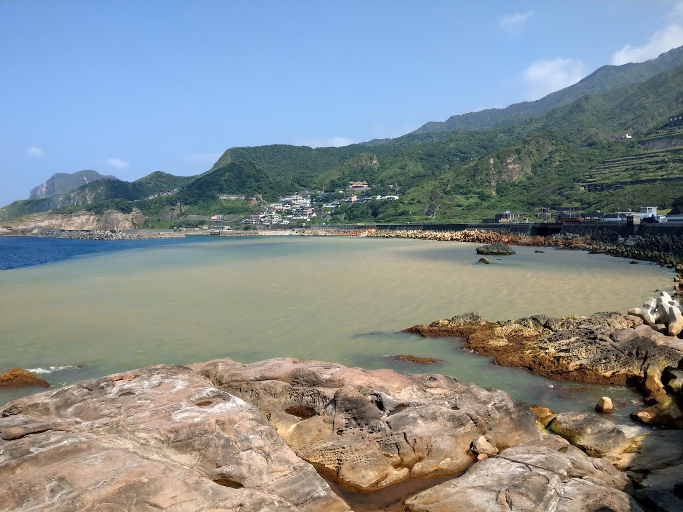 陰陽海海岸與山城景色