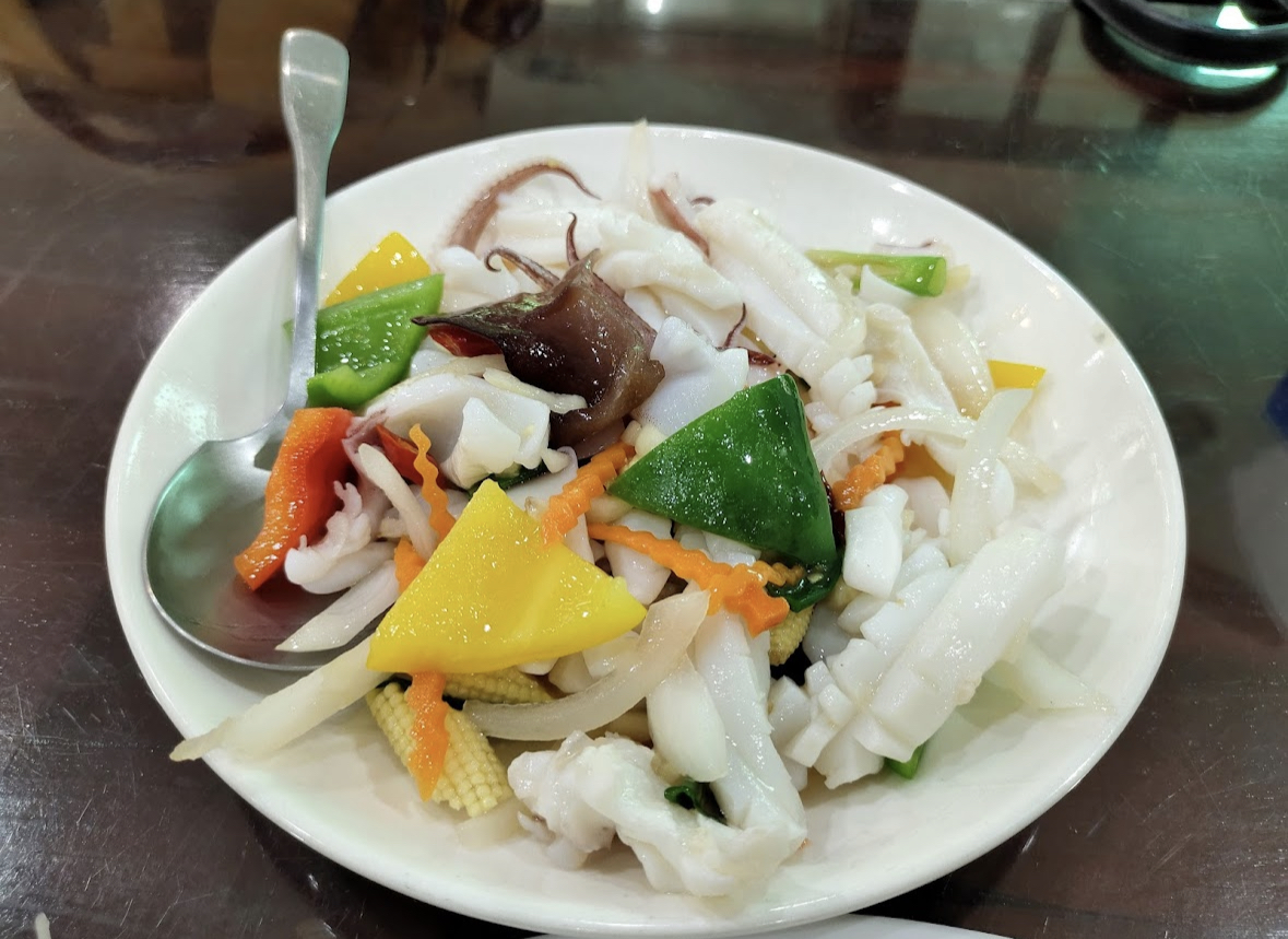阿不拉海鮮清炒花枝料理