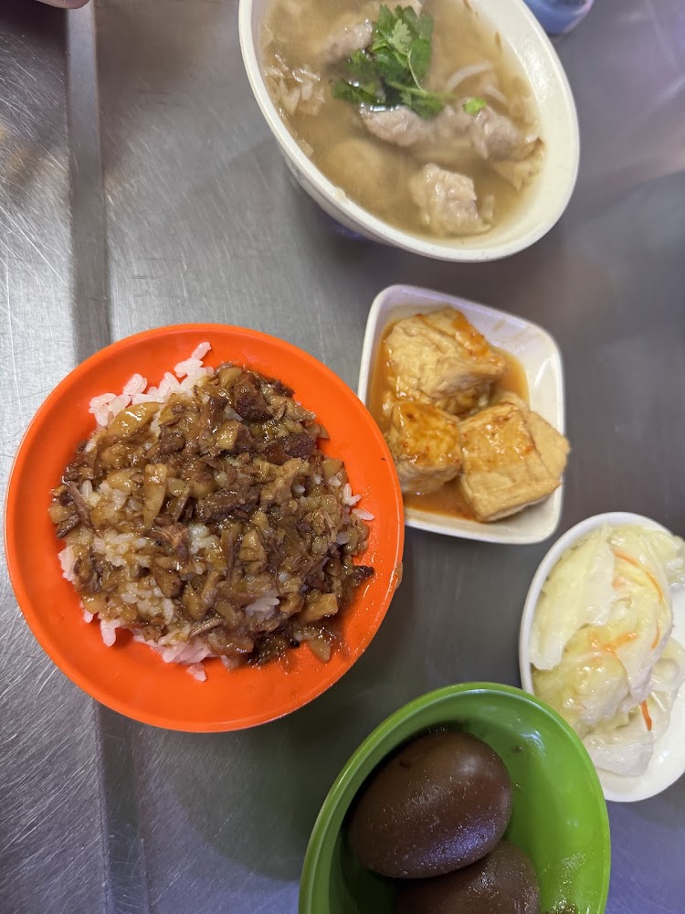 天一香肉焿順餐點組合
