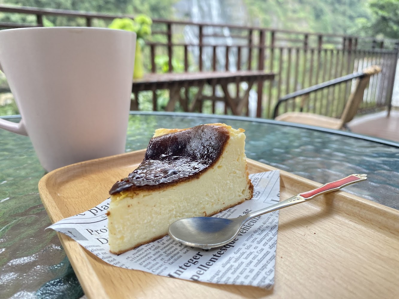 瀑布咖啡戶外甜點與飲品