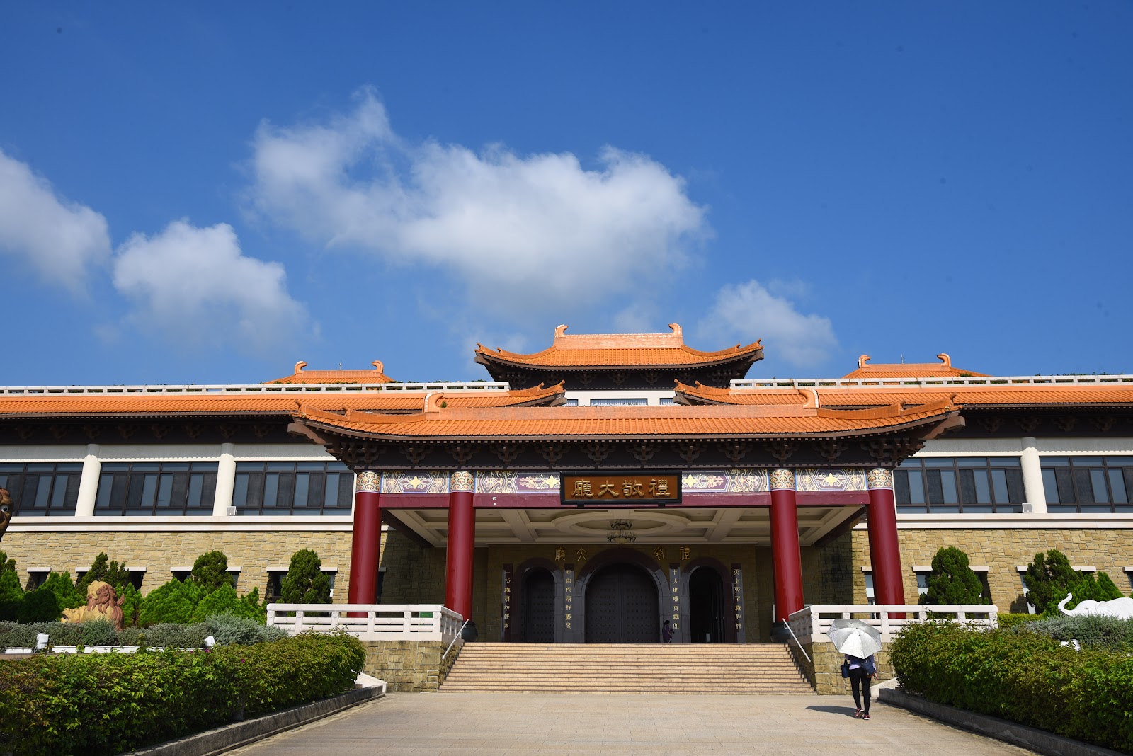 佛大殿正面外觀-佛陀紀念館景點