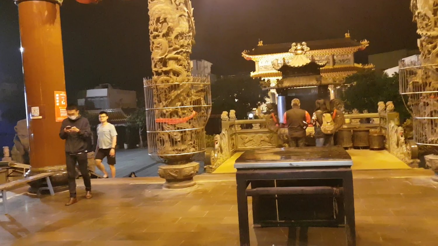 車城福安宮夜間景象