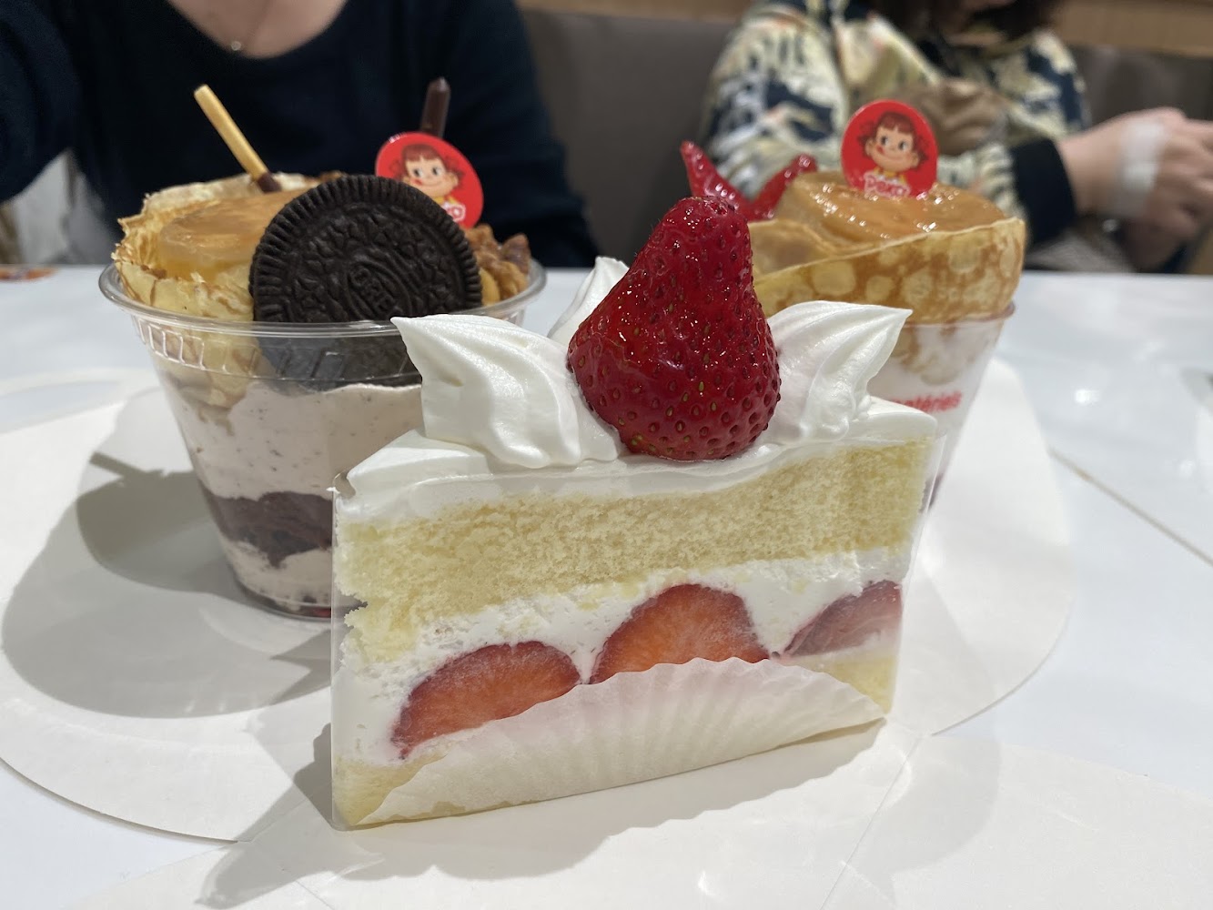 不二家復興店草莓蛋糕與甜點杯