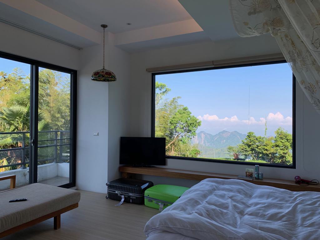 淵明居客棧另一間窗景臥室