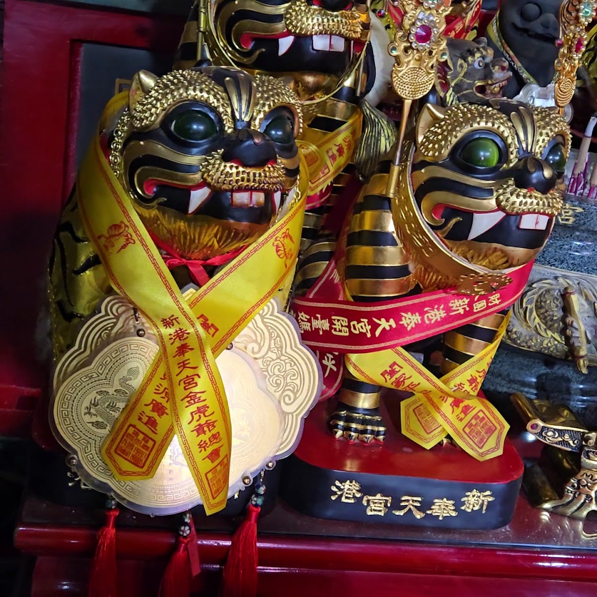 蘆洲保佑宮虎爺神像金身黃色披帶