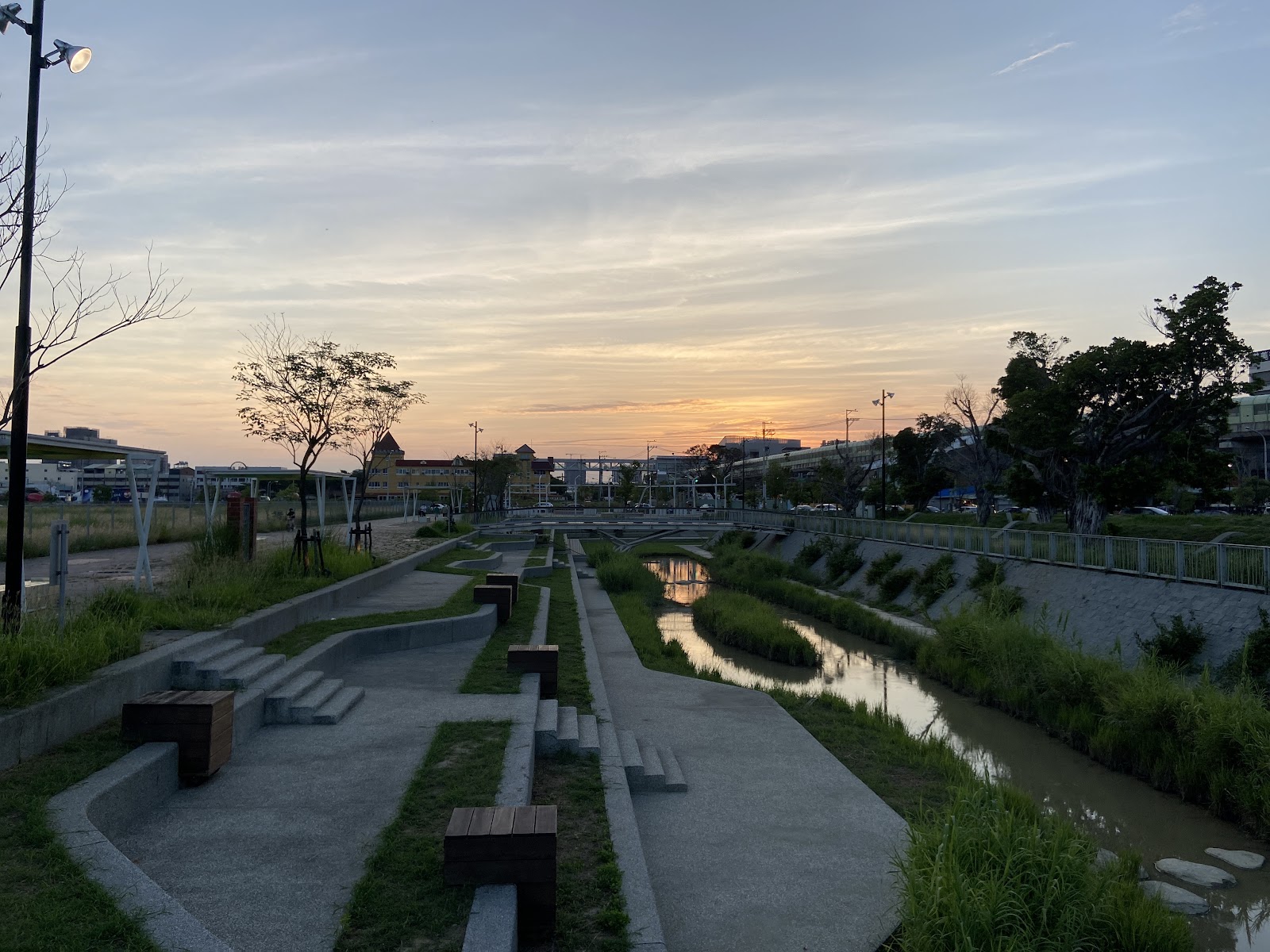 烏日戰車公園 全景 高架橋 台中烏日
