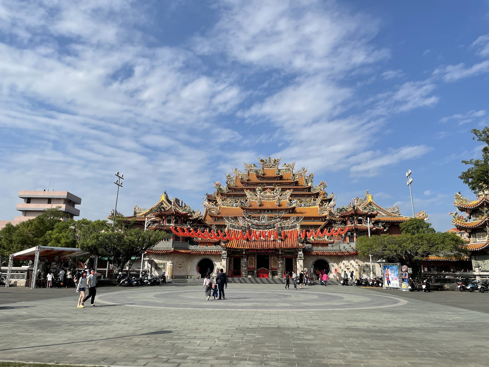 南鯤鯓代天府廟宇正殿廣場全景