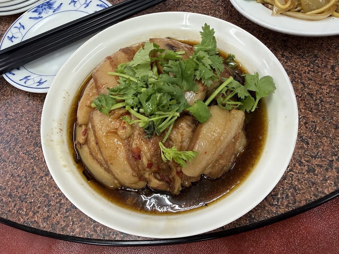 專芳客家小館梅菜扣肉