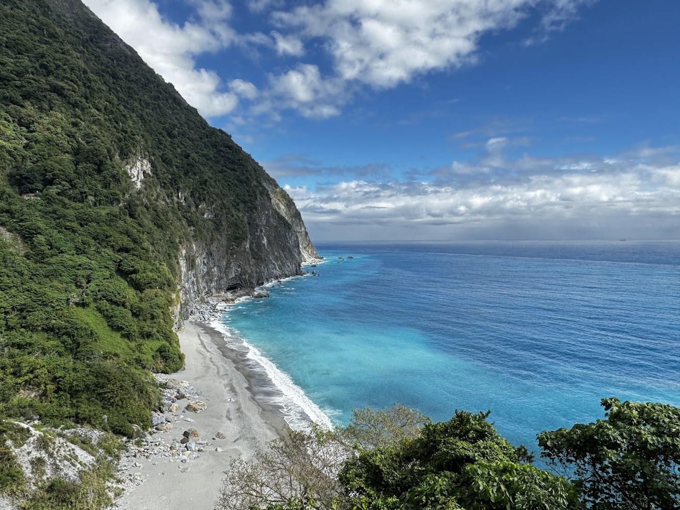 清水斷崖山海峭壁景色