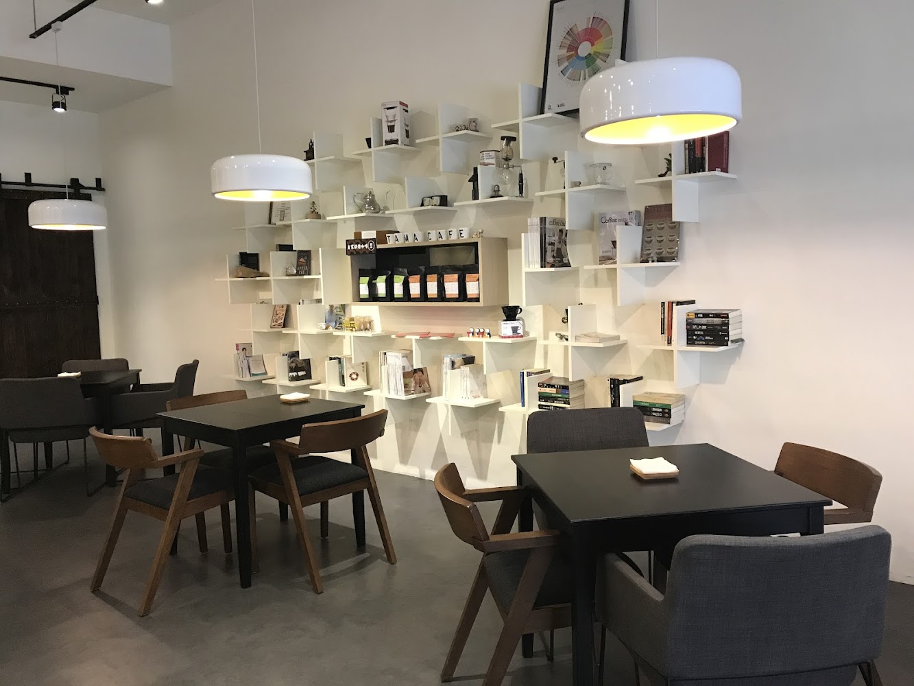 TaMa Cafe店內空間