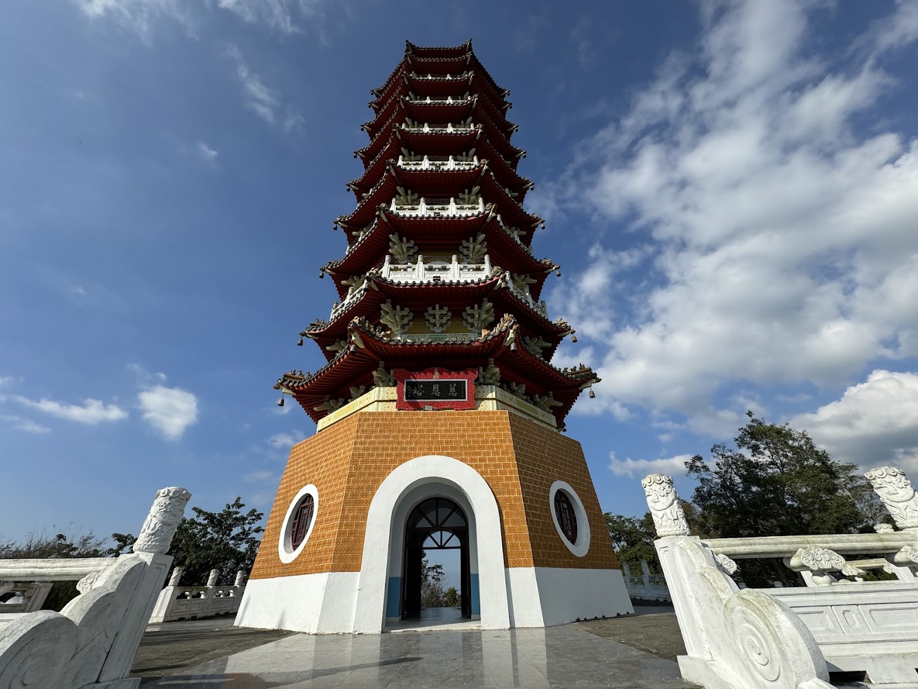 慈恩塔步道通往塔樓