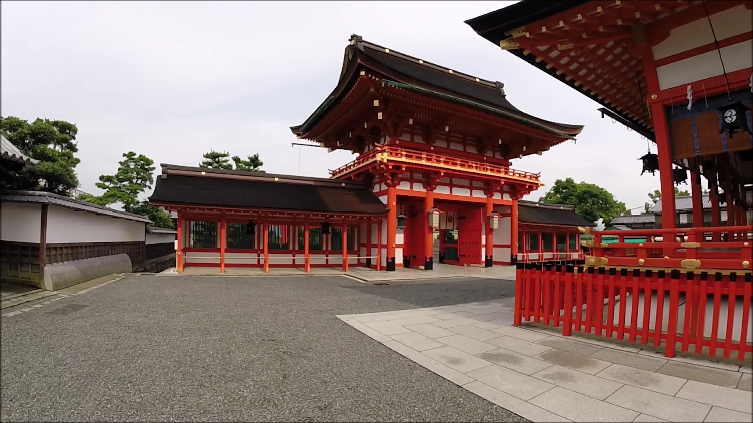 伏見稻荷大社神社入口