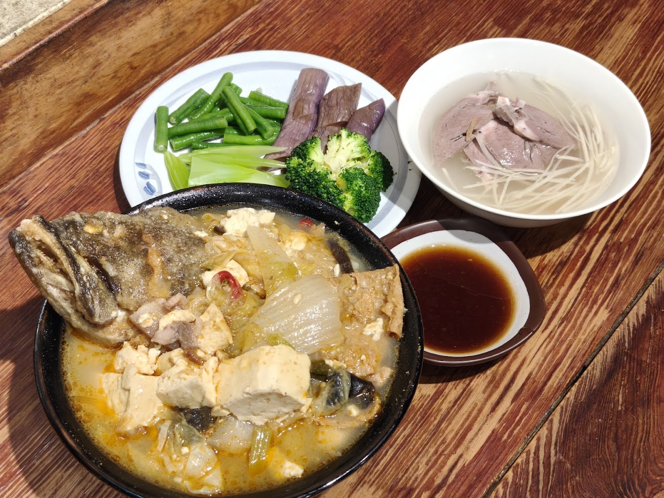 林聰明沙鍋魚頭套餐