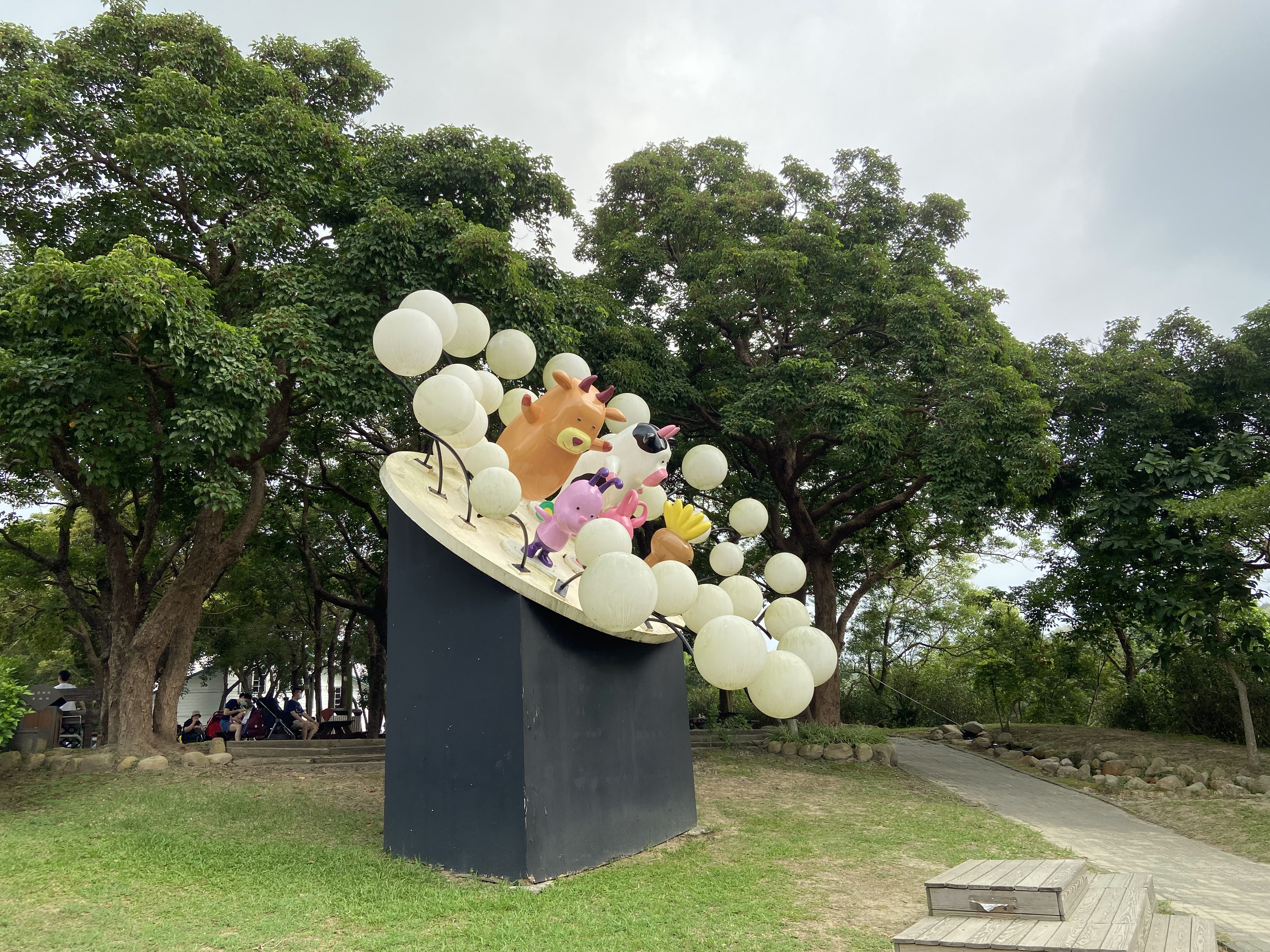 飛牛牧場動物主題藝術雕塑