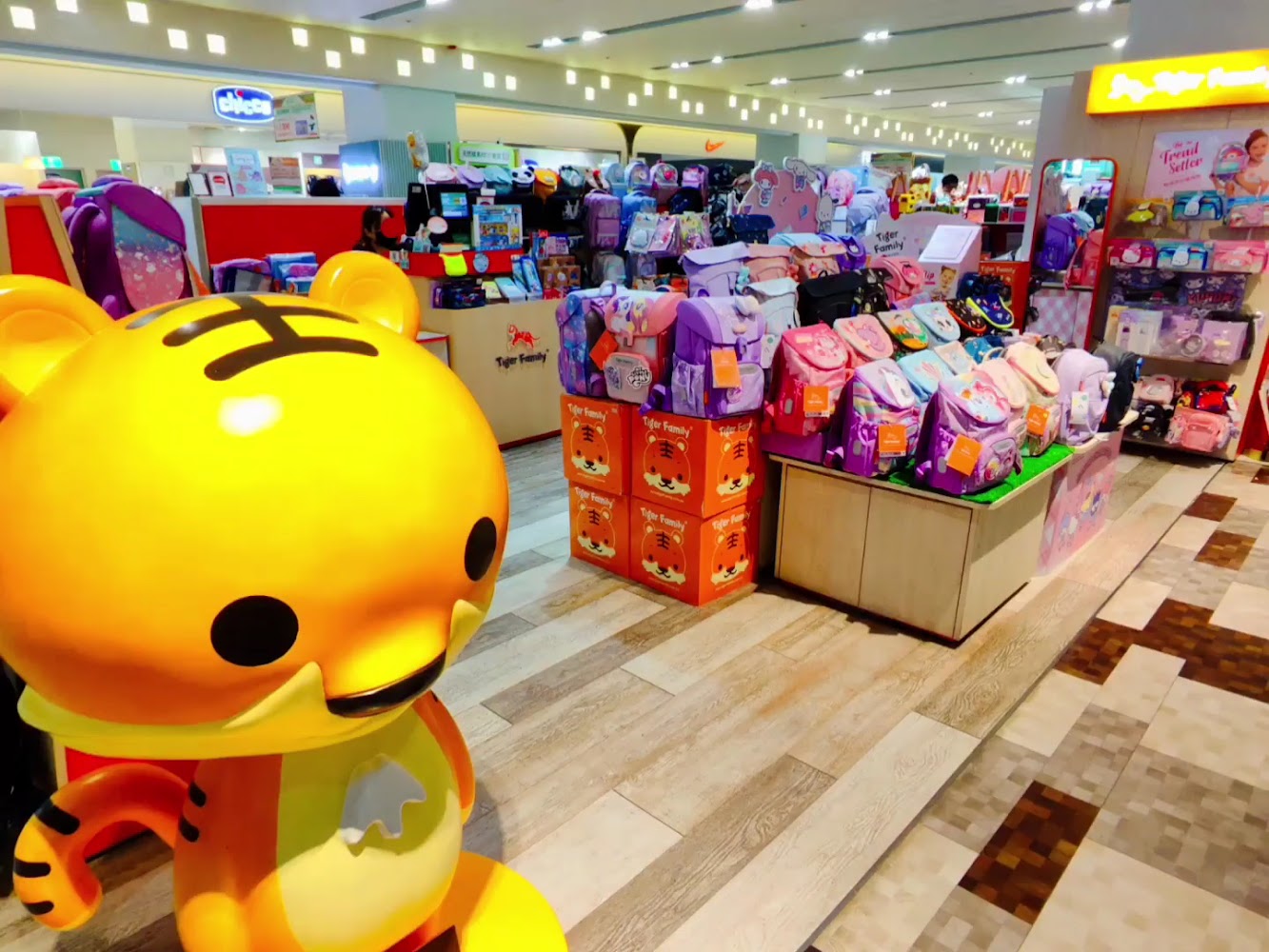 南紡購物中心兒童用品店