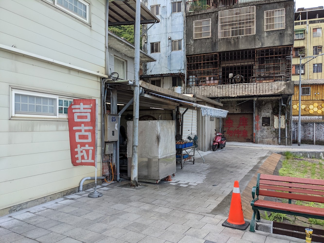 凃大的吉古拉外觀與街景