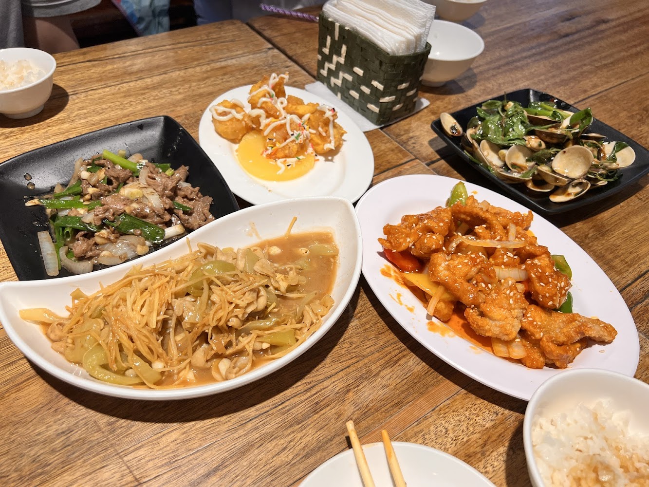 驛站食堂多道家常菜