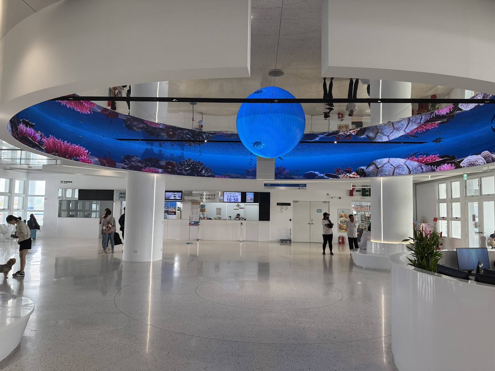 TAIWAN Hi 室內大廳 環形LED海洋展示屏 藍色球體 屏東新園