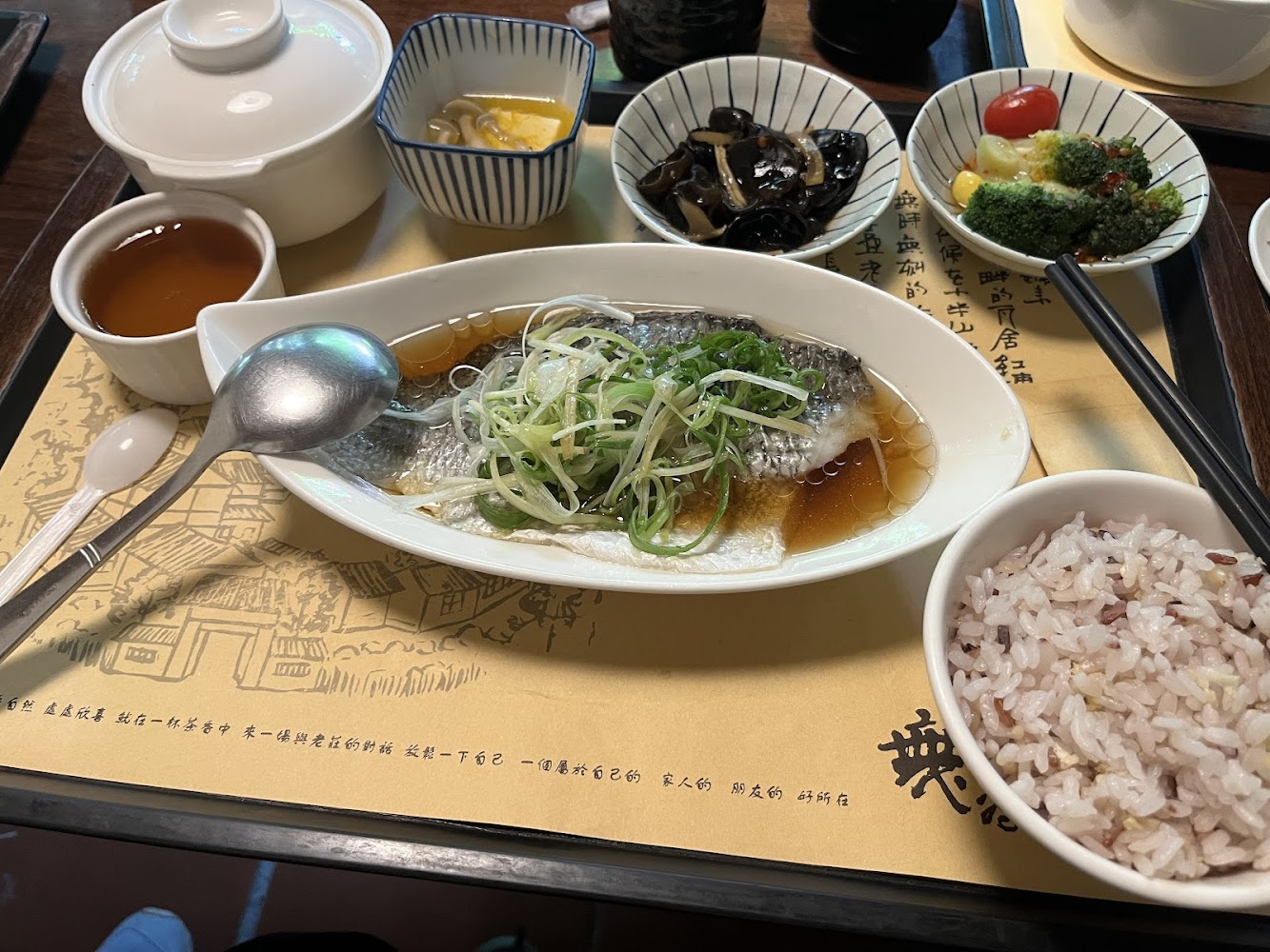 無為草堂清蒸魚套餐