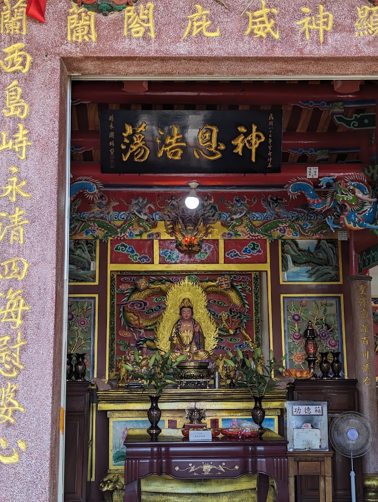 龜山島普陀巖觀音佛像內部