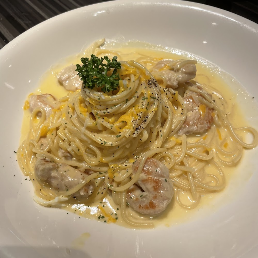 洋城義大利餐廳奶油雞肉義大利麵