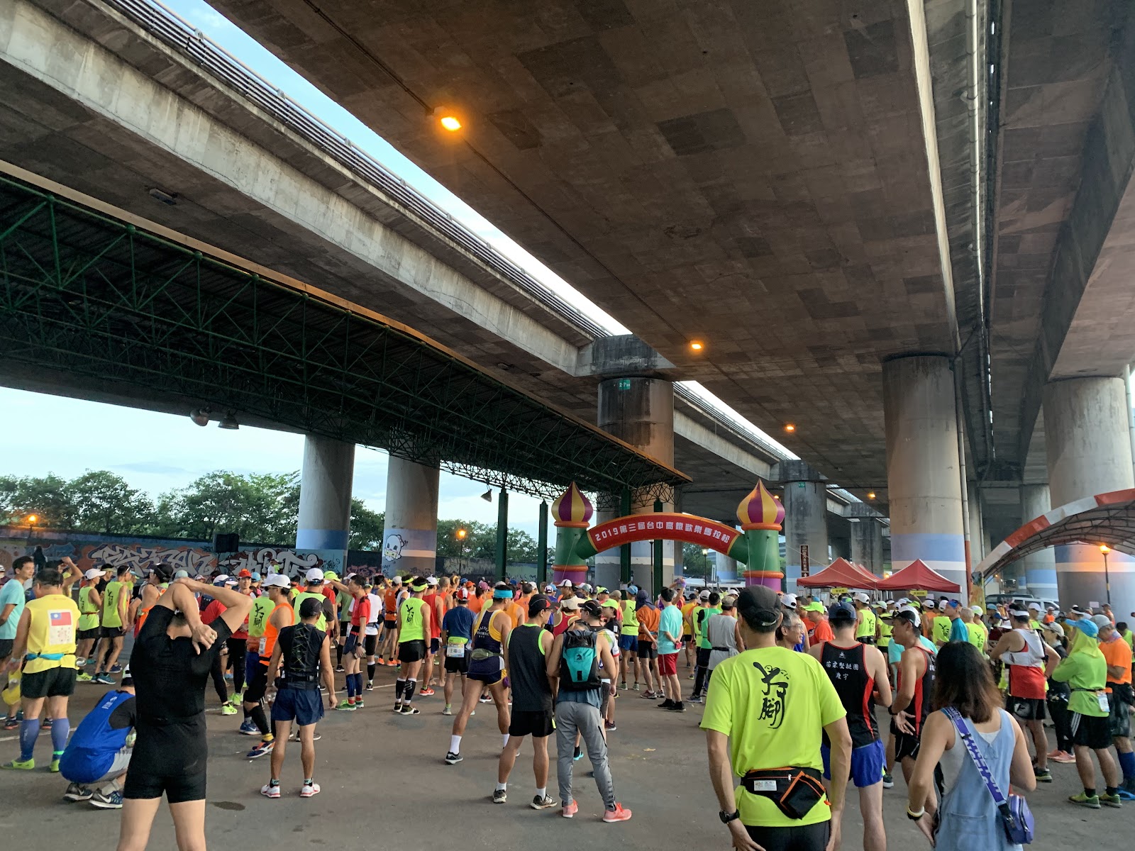 烏日戰車公園 台中 退役M60A3戰車展示 高架橋下