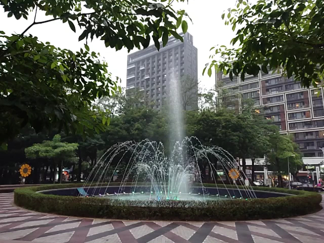 音樂水舞燈光秀噴泉高水柱景象