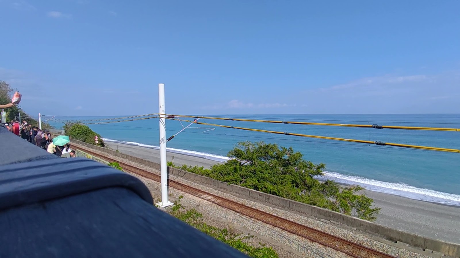 多良觀光車站鐵道延伸至太平洋，晴天藍天海景