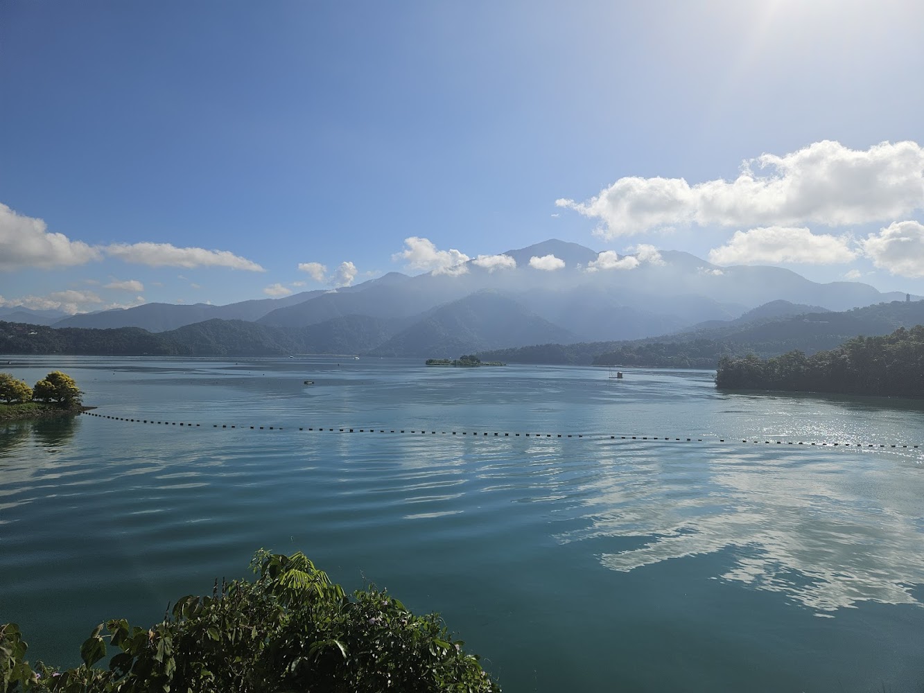 南投日月潭深度旅遊攻略｜環湖騎車、搭船遊湖、碼頭散步一次看