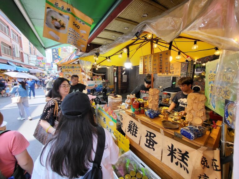伊達邵商店街深度旅遊攻略 日月潭老街美食散步與碼頭夜景一次收藏