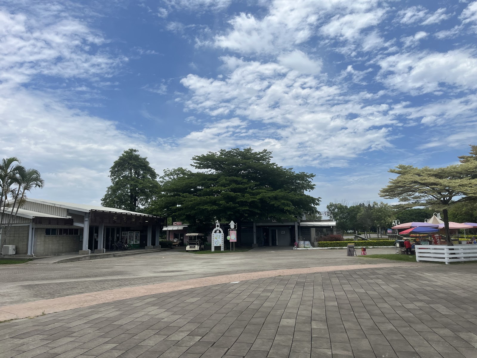 溪州公園主廣場與遊客服務中心,彰化溪州景點