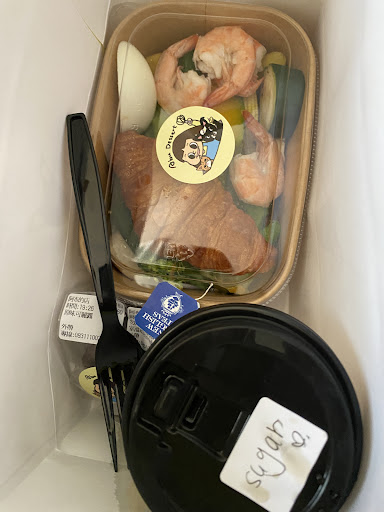 彰化阿布的店可麗露與飲品照片