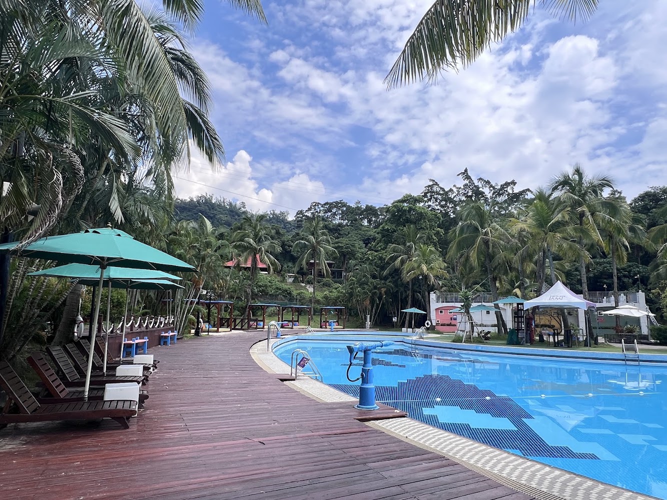 凱撒趣淘漫旅台南戶外泳池