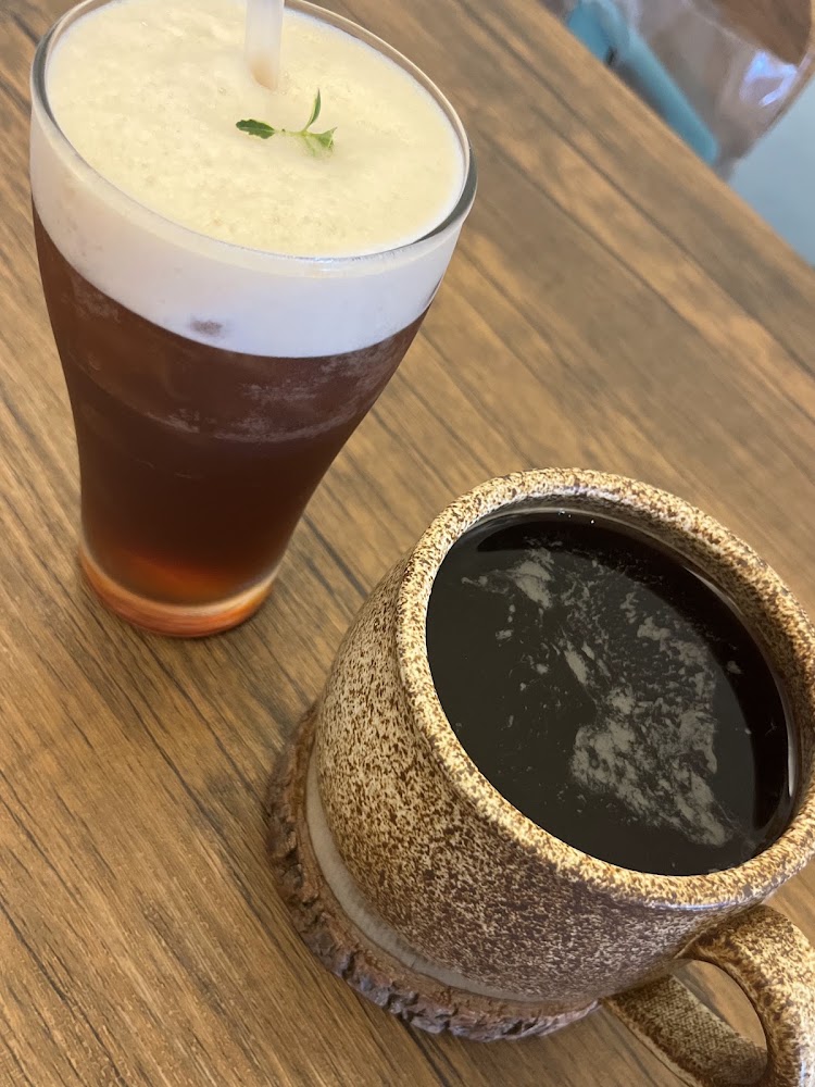 A Good Day 咖啡廳冰氣泡飲與黑咖啡