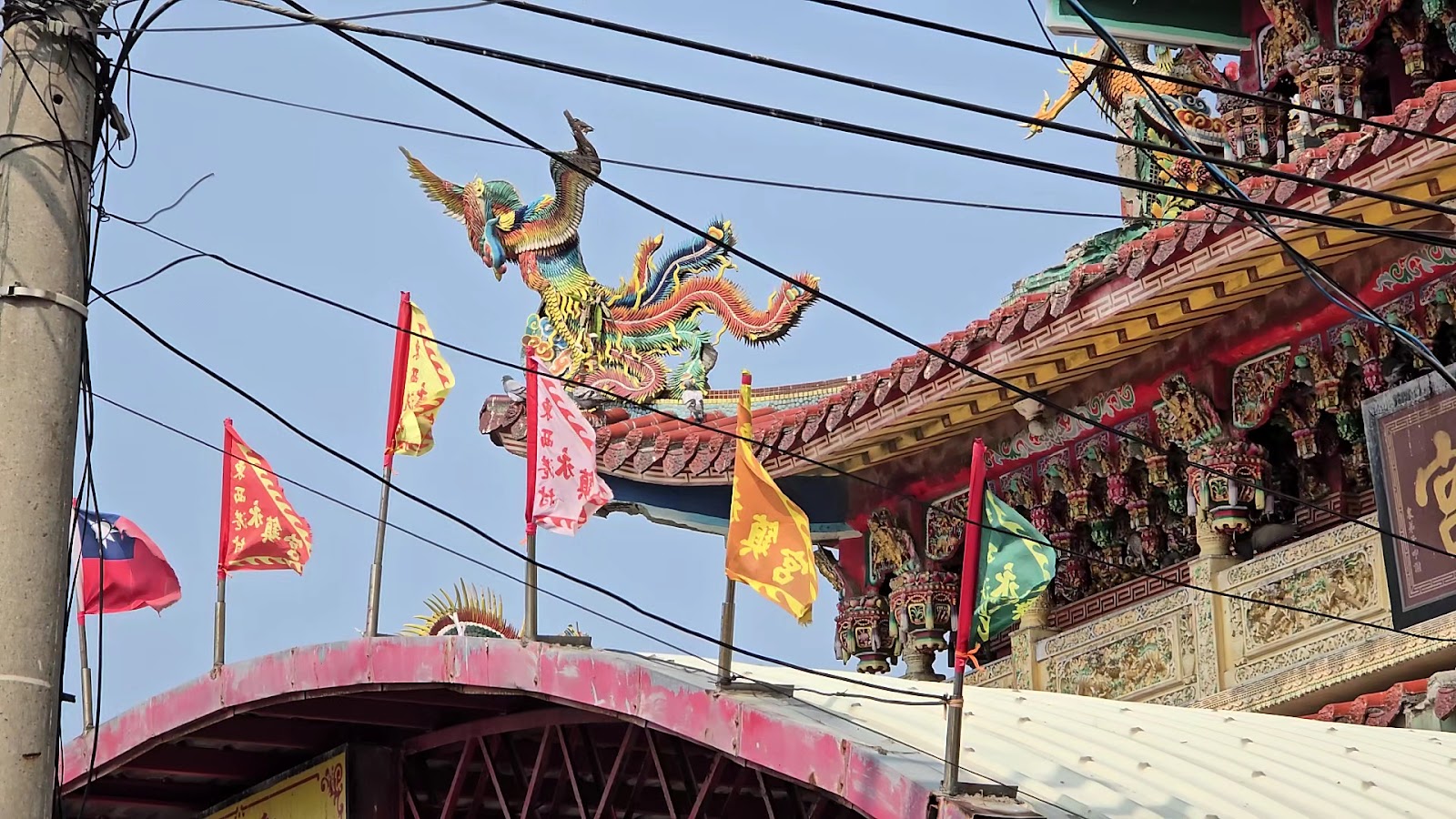 永鎮宮屋頂鳳凰剪黏裝飾,彰化廟宇藝術