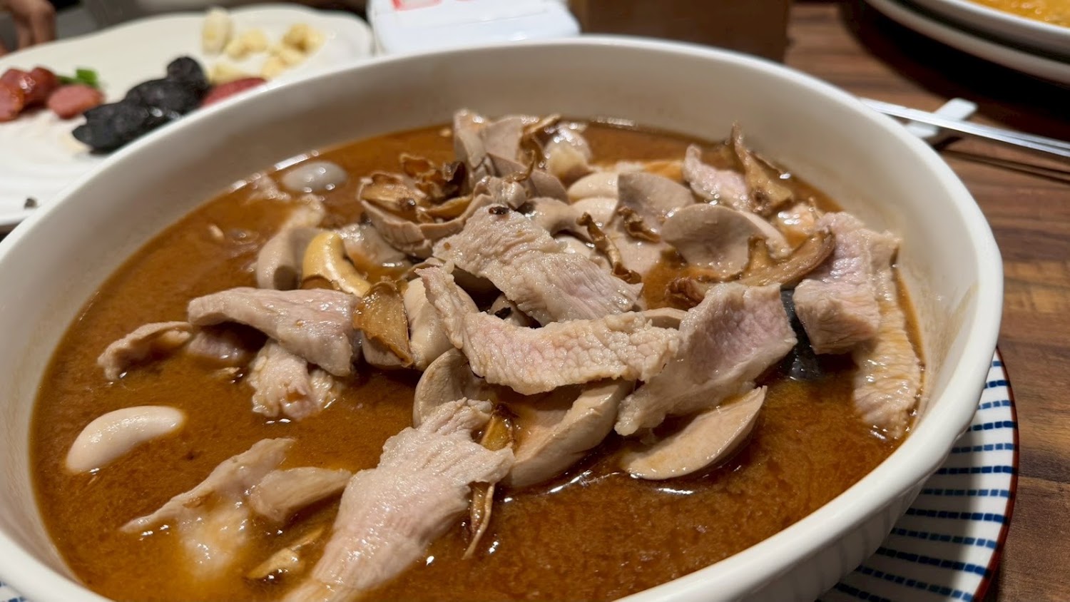 濃郁豬肉湯品