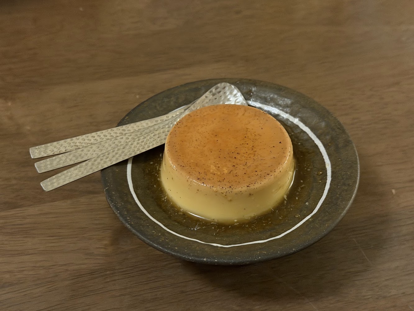 艸亭小料理甜點焦糖布丁